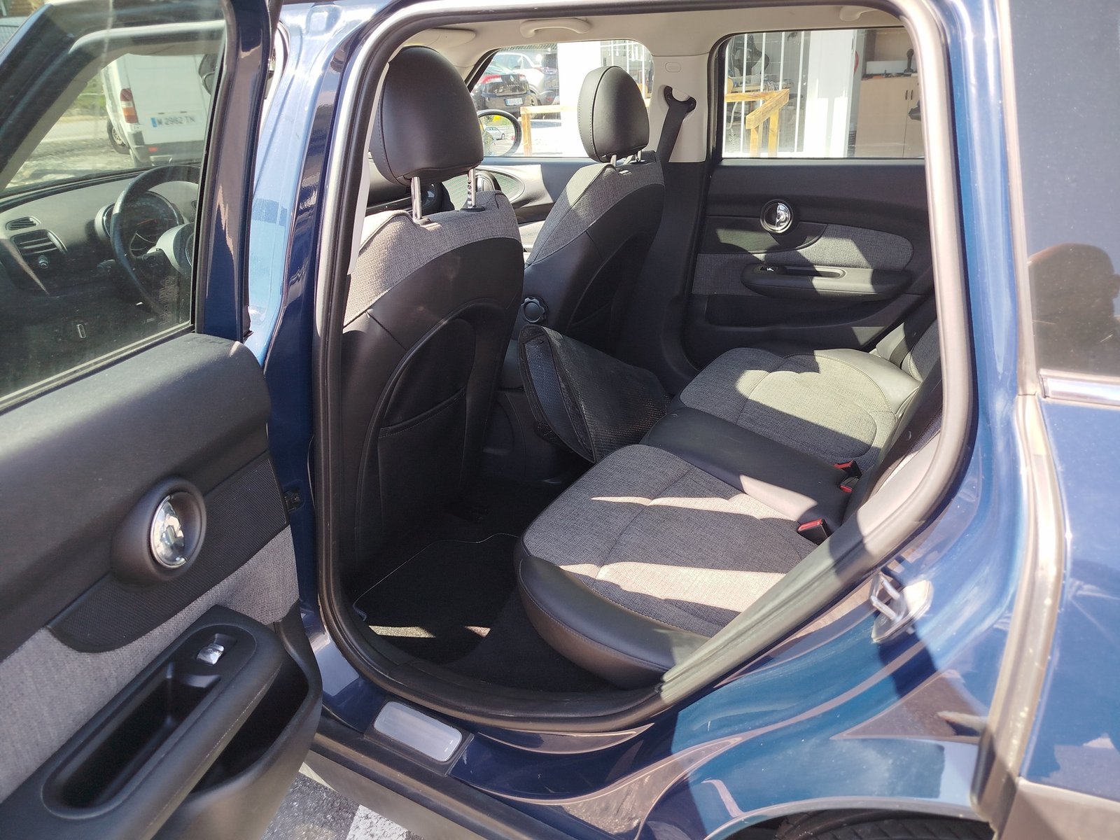 MINI CLUBMAN COOPER D 2.0
