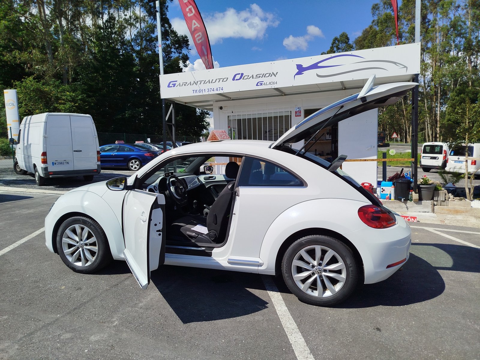 VOLKSWAGEN Beetle 1.2