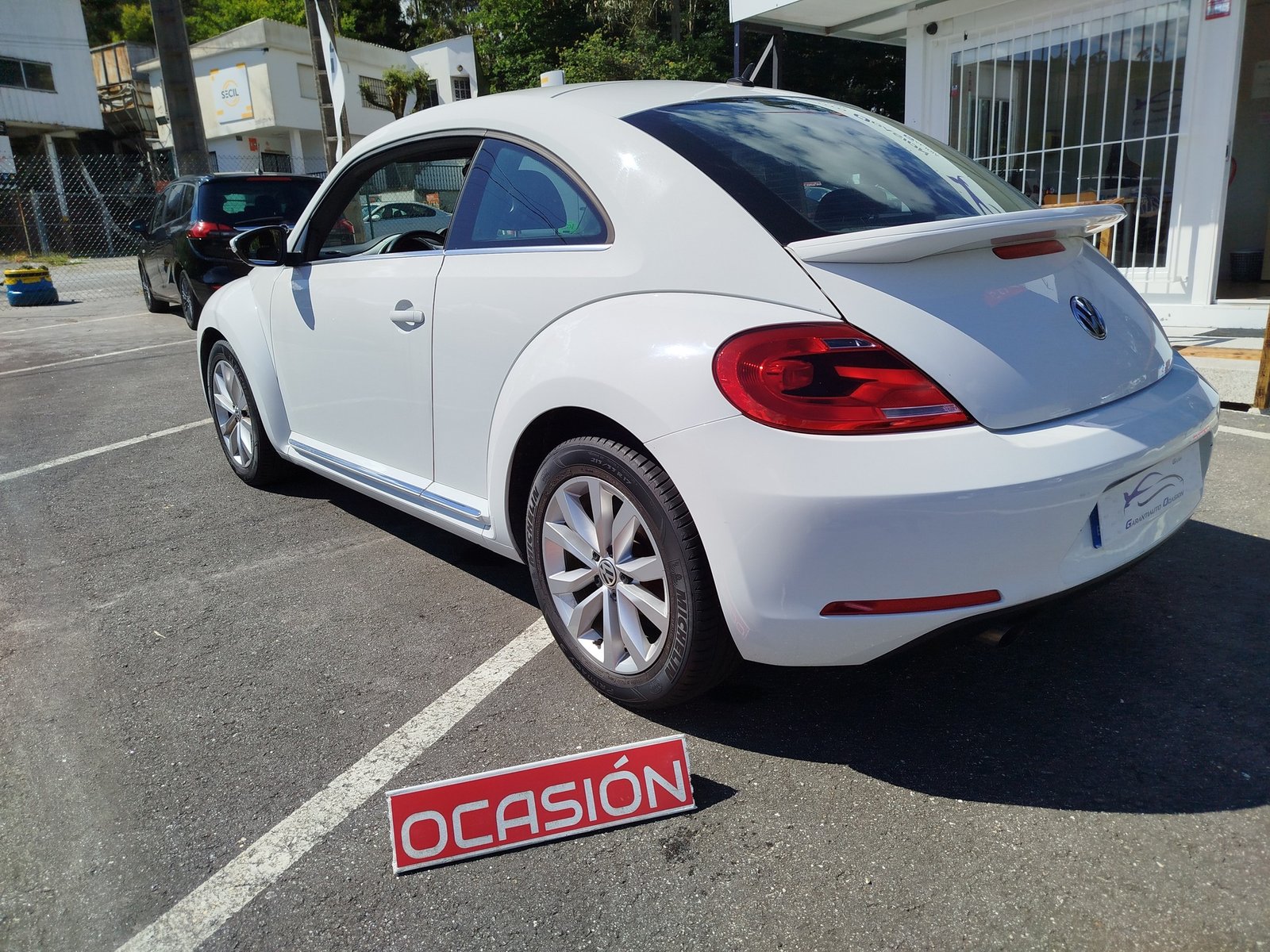 VOLKSWAGEN Beetle 1.2
