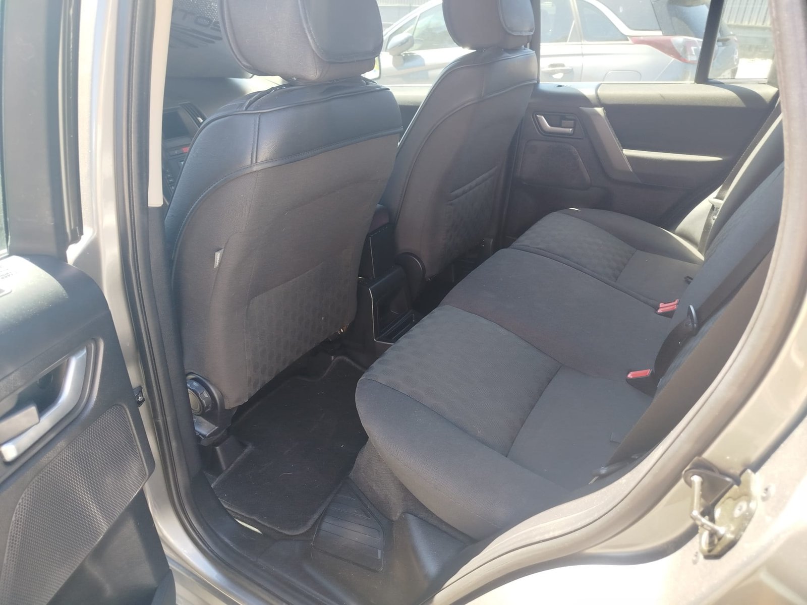 LAND-ROVER FREELANDER 2 4X4 2.2 TD4