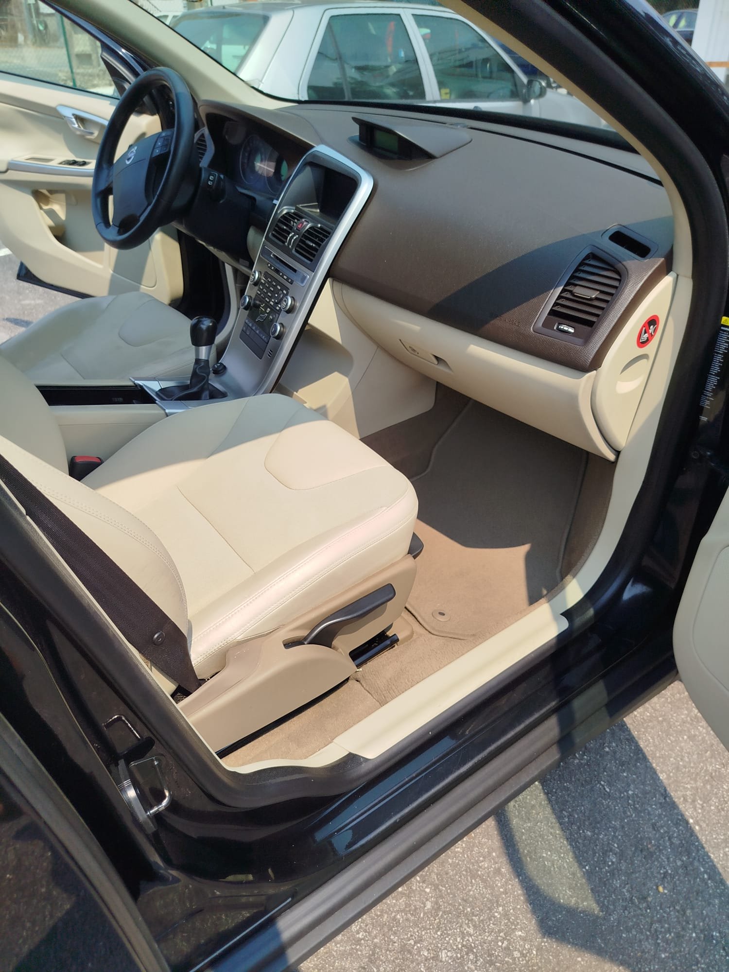 VOLVO XC60 4WD  4X4