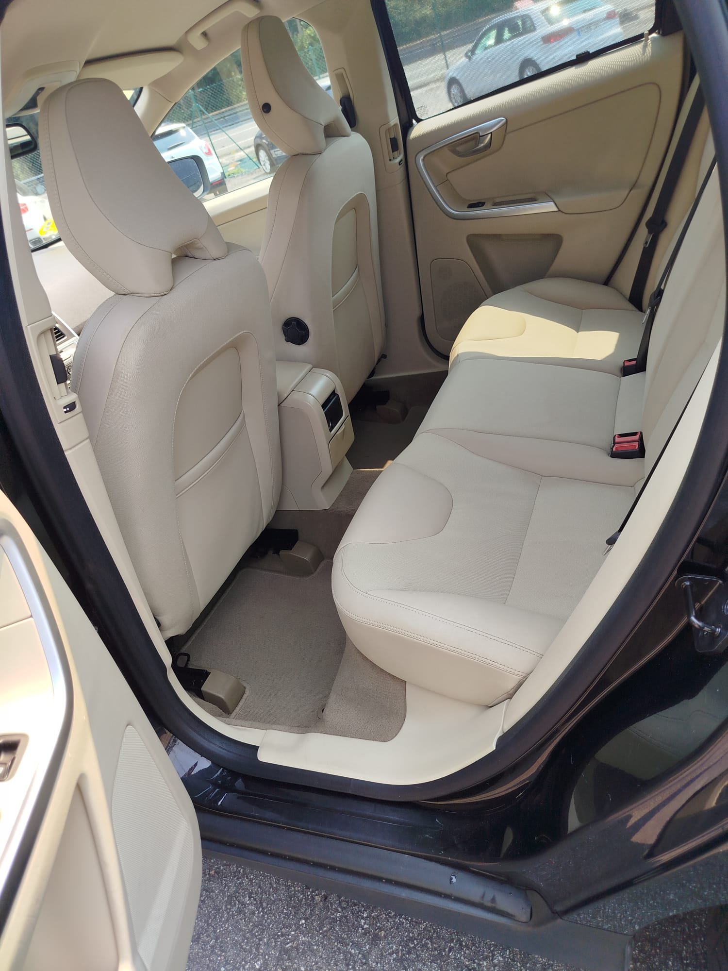 VOLVO XC60 4WD  4X4