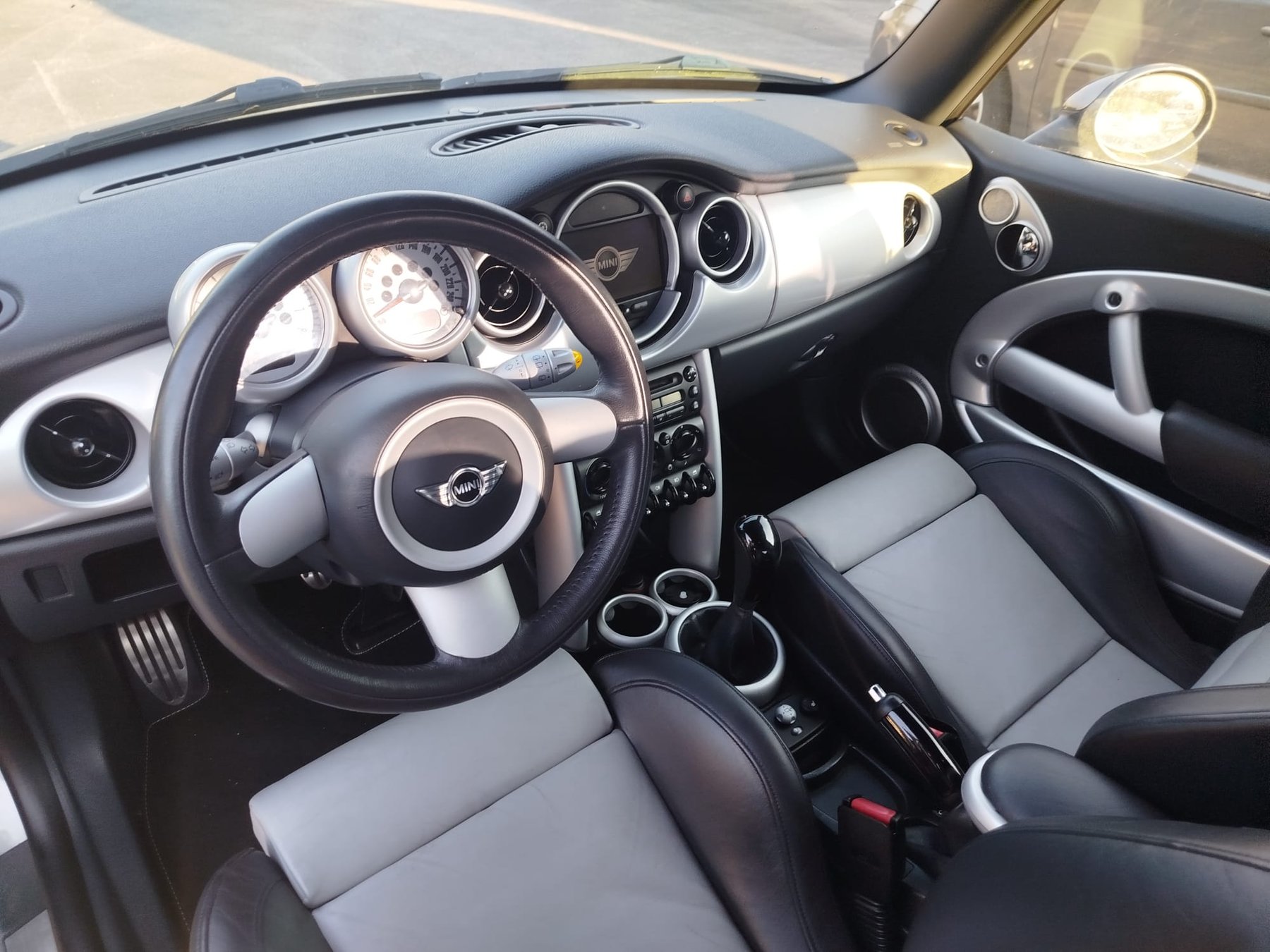 MINI COOPER JHON COOPER WORKS