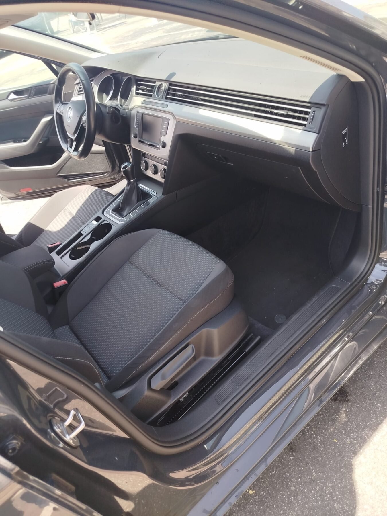 VOLKSWAGEN PASSAT 1.6 TDI 