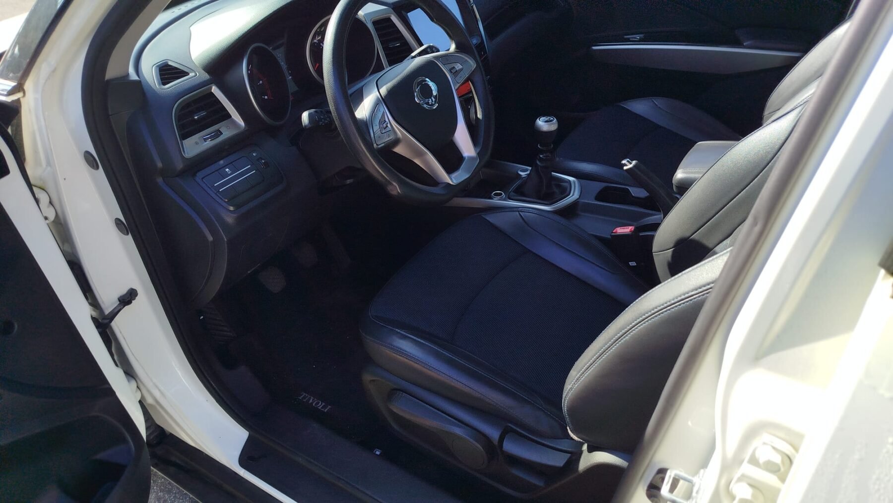 SSANGYONG TIVOLI 1.6 XDI