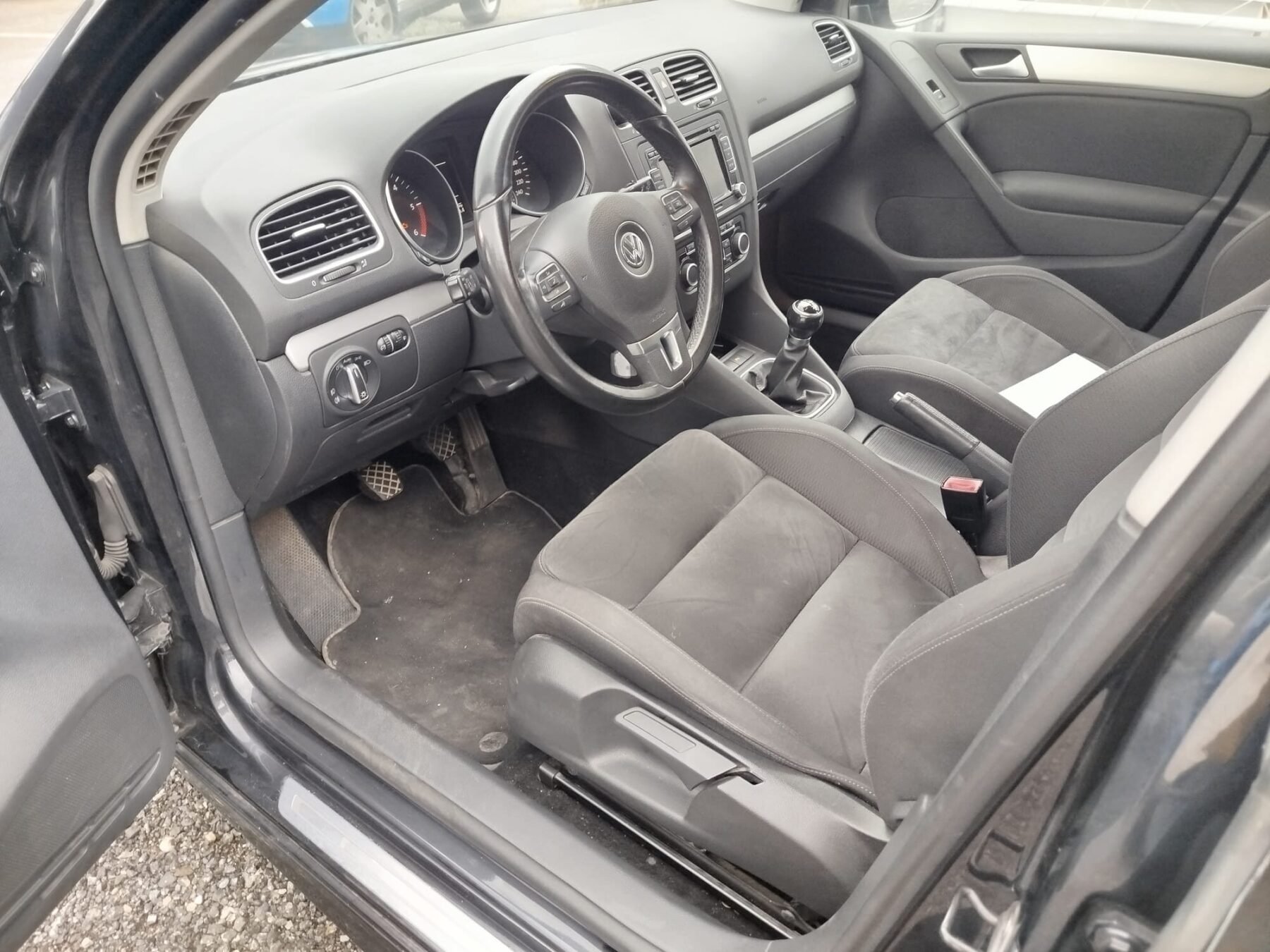 VOLKSWAGEN GOLF VI 1.6 TDI GTLine