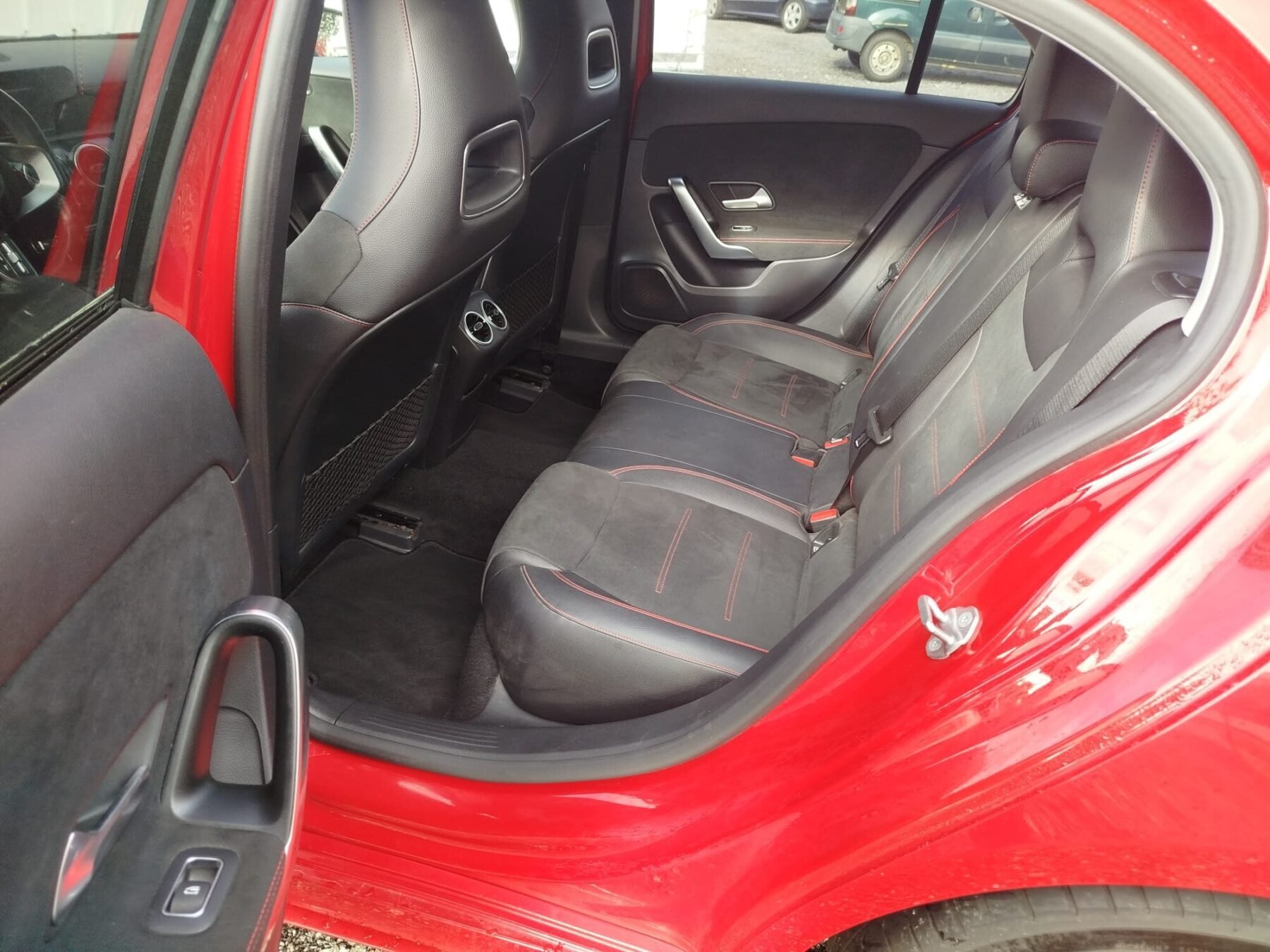 MERCEDES-BENZ CLASE -A 180 AMG