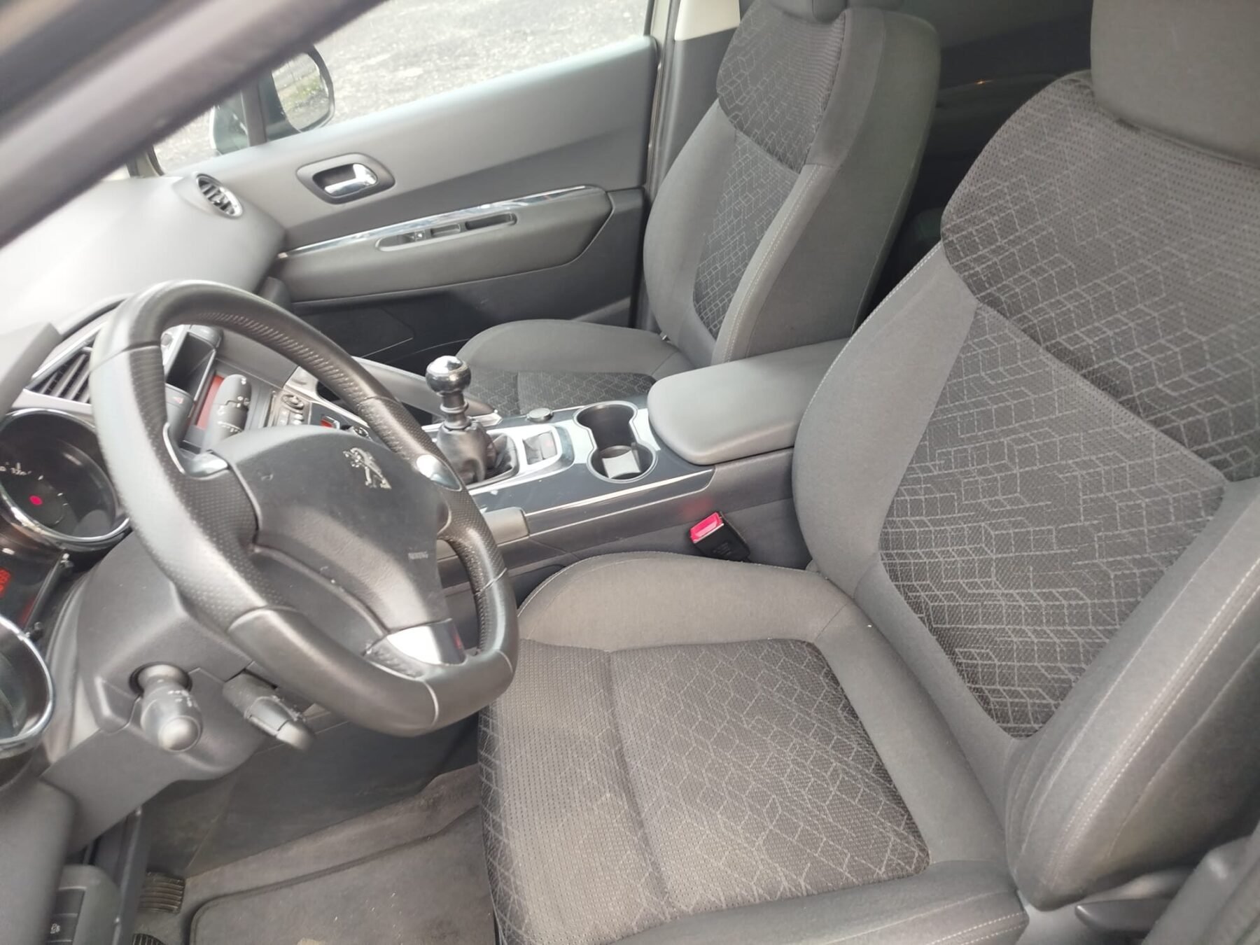 PEUGEOT 3008 1.6 HDI STYLE