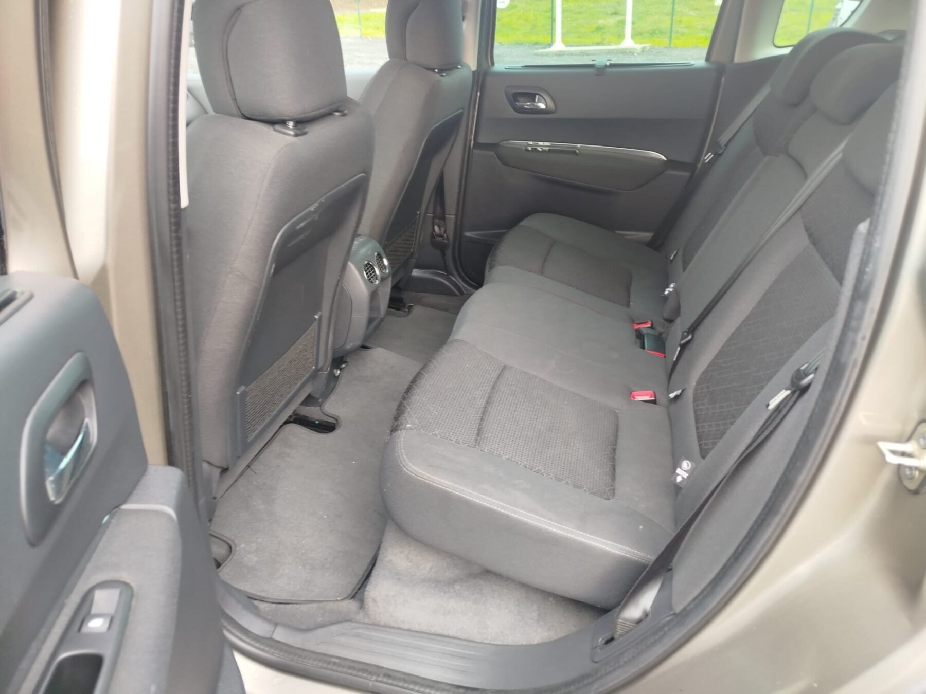 PEUGEOT 3008 1.6 HDI STYLE