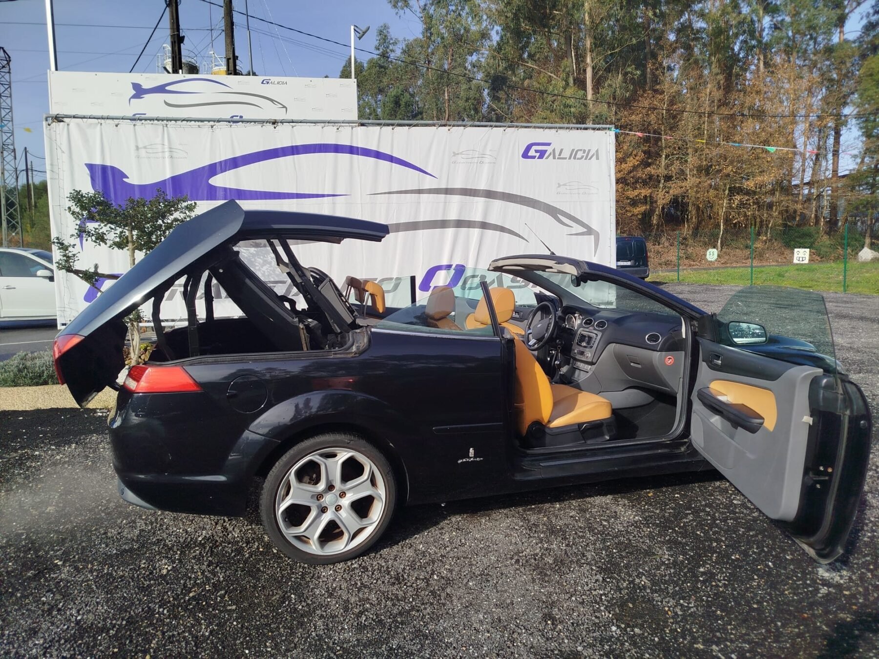 FORD FOCUS CABRIOLET 2.0 PININFARINA CABRIOLET