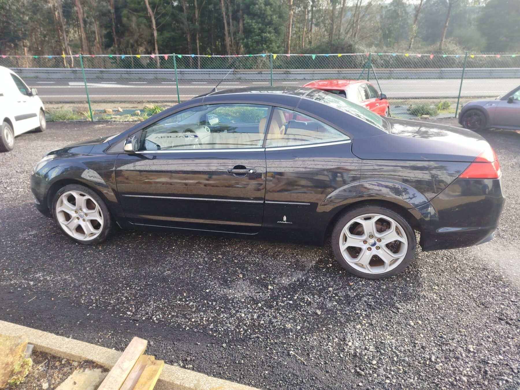 FORD FOCUS CABRIOLET 2.0 PININFARINA CABRIOLET