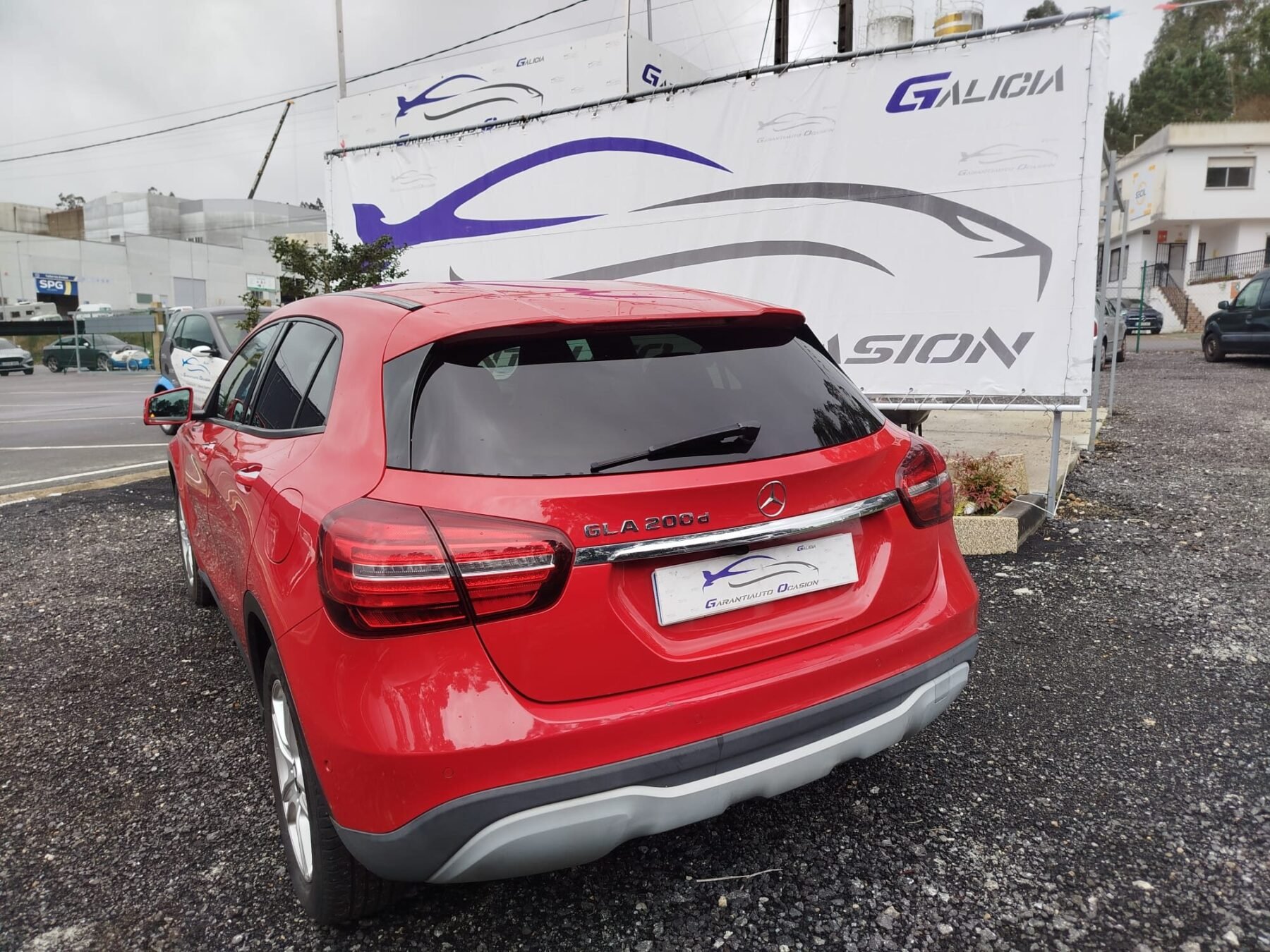 MERCEDES-BENZ GLA 200D 