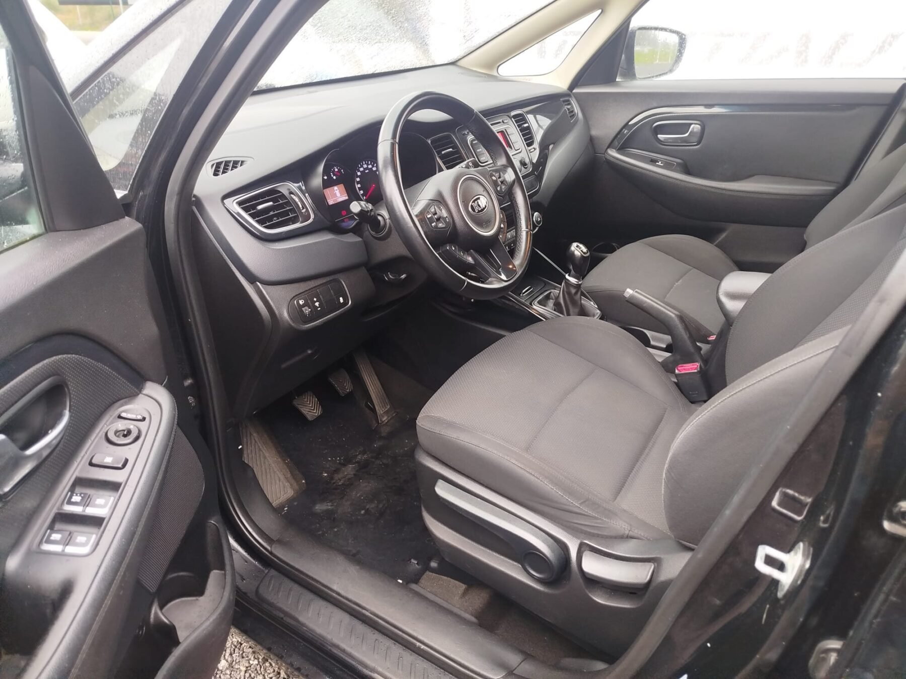 KIA CARENS 1.6 GDI CONCEPT 