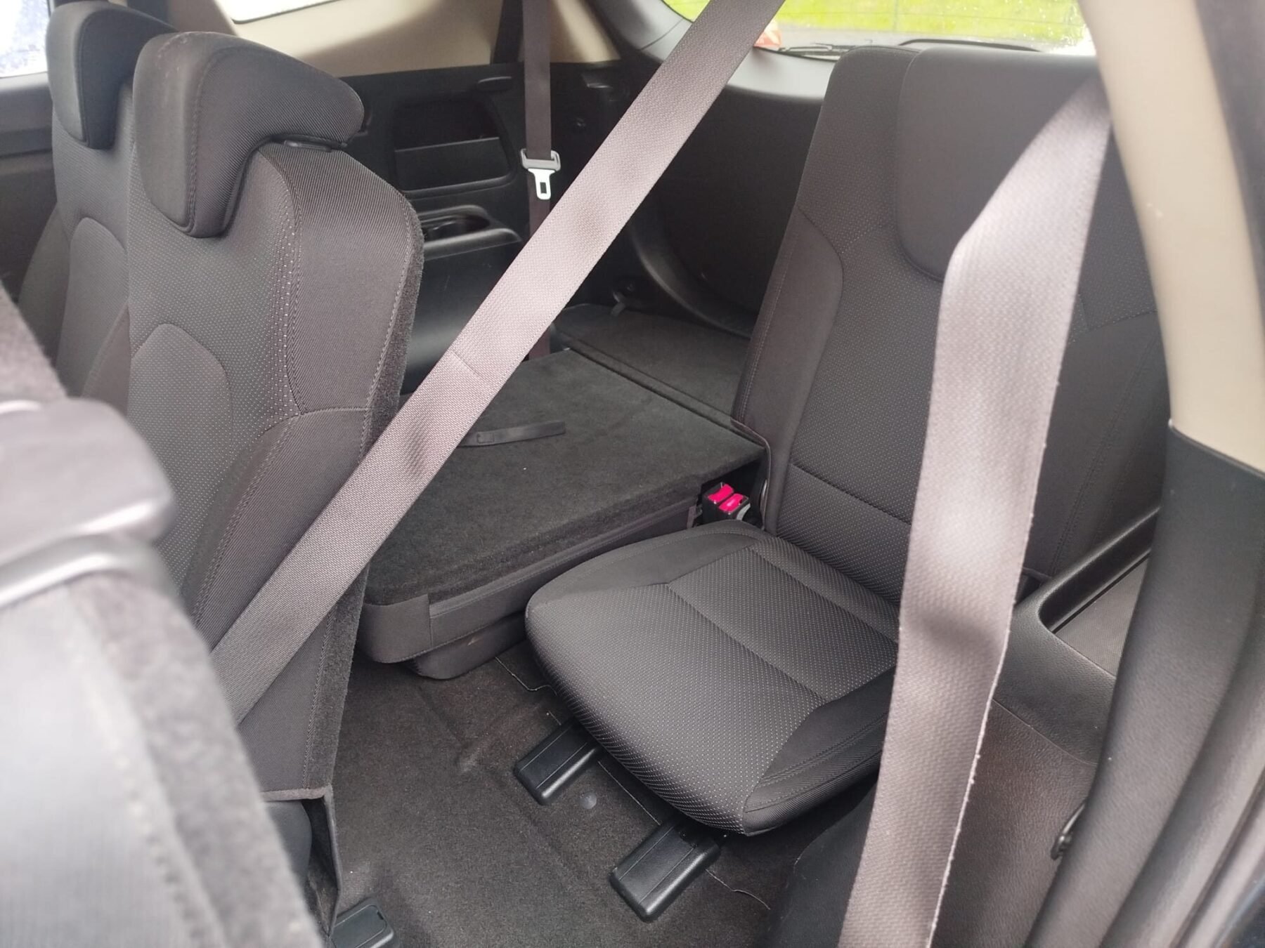 KIA CARENS 1.6 GDI CONCEPT 